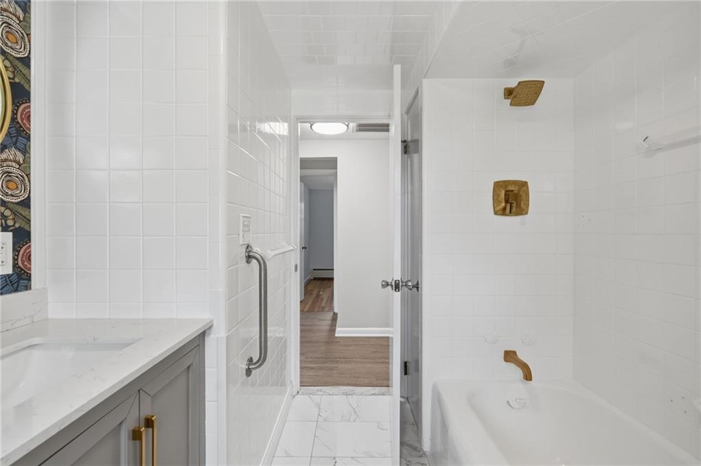 165 Shawmut Avenue Property Photo 21
