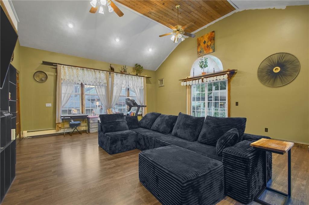 24 Fairbanks Avenue Property Photo 23