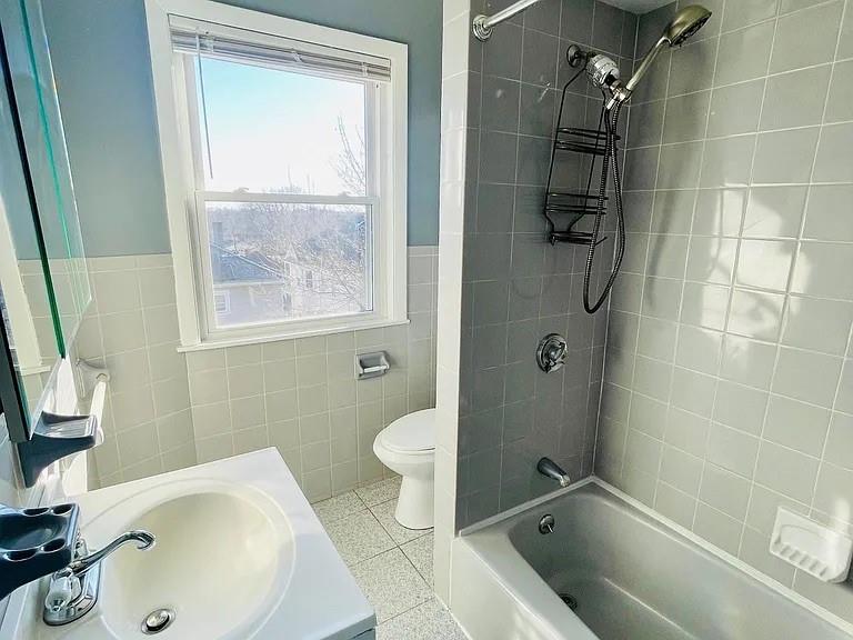 10 Arlington Street Unit 3 Property Photo 12