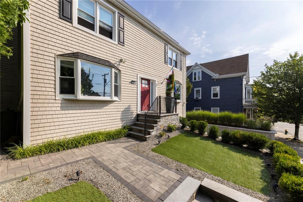 336 Williams Street Property Photo 4