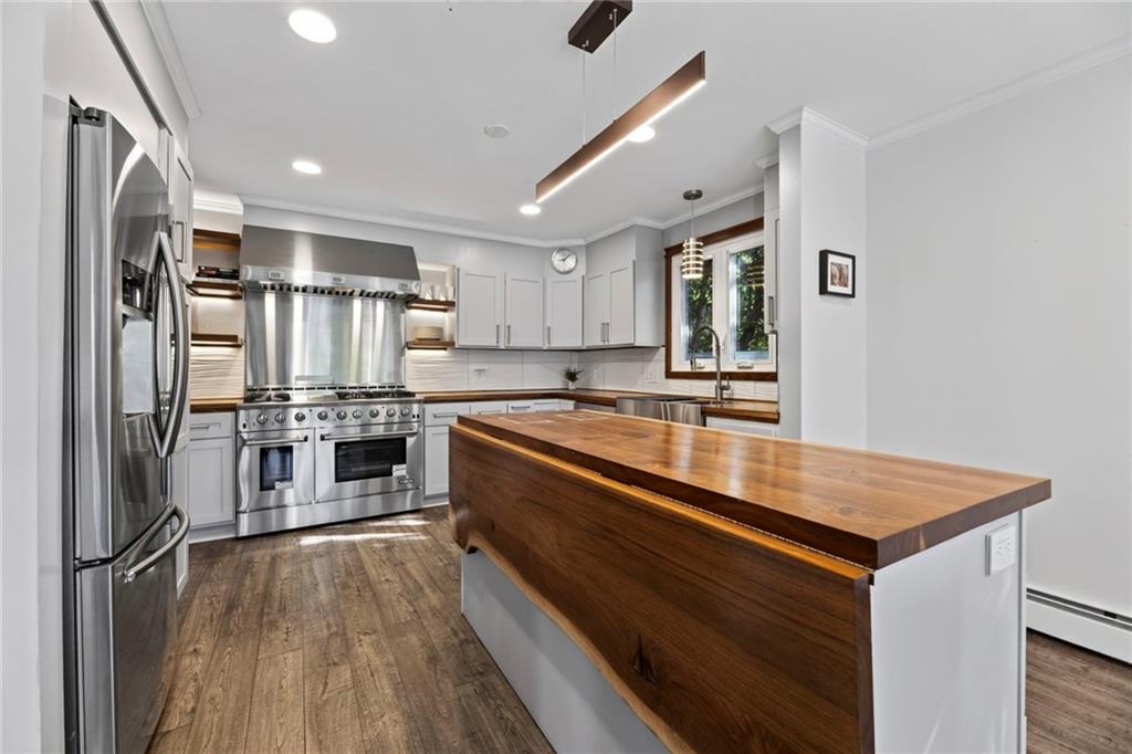 336 Williams Street Property Photo 13
