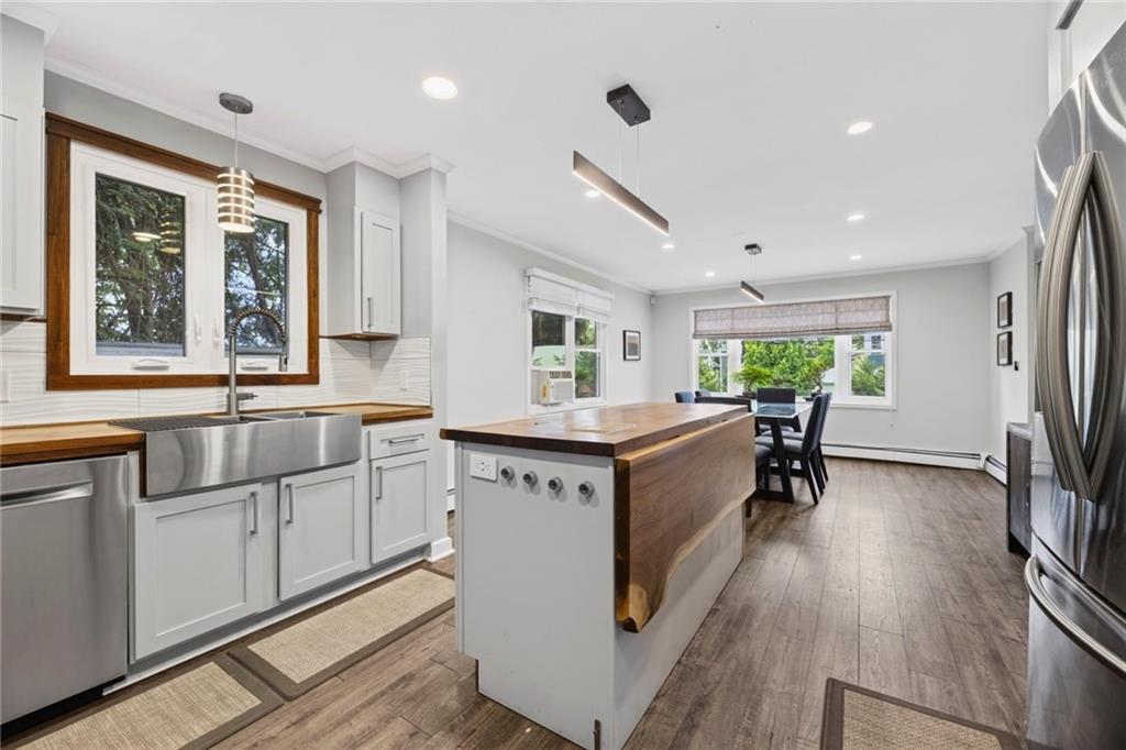 336 Williams Street Property Photo 15