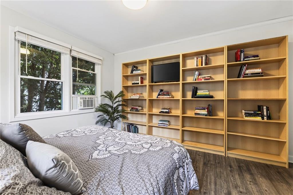 336 Williams Street Property Photo 24