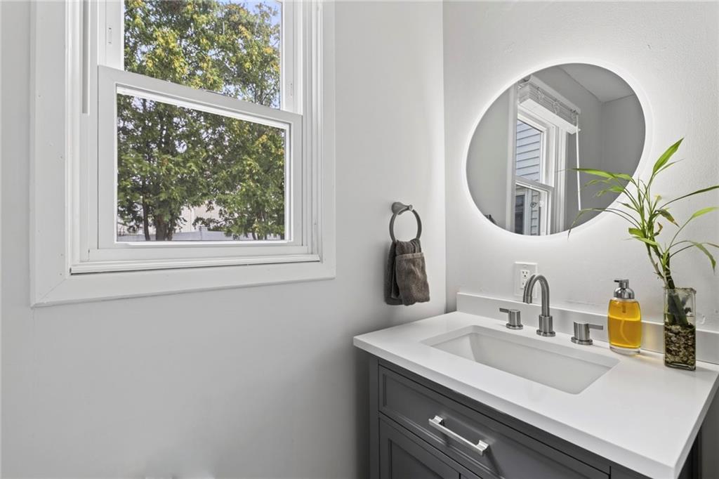 336 Williams Street Property Photo 25