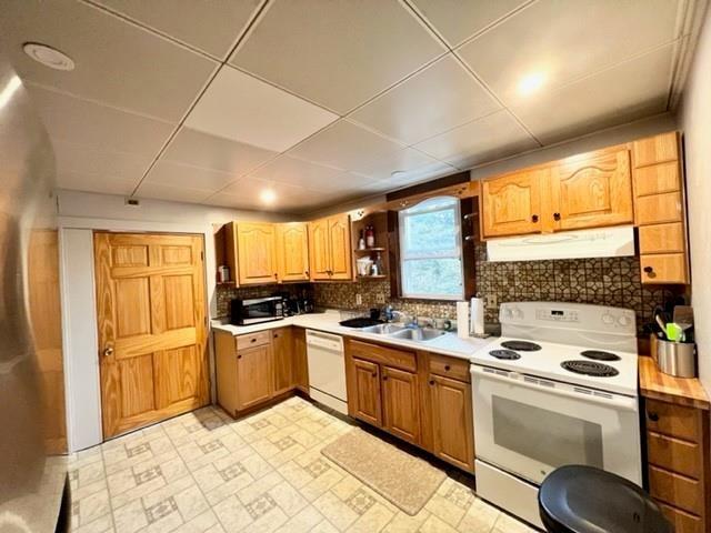 10 Hammond Street UNIT B Property Photo 1