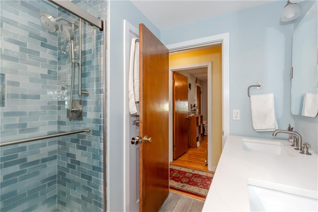 108 Elmwood Drive Property Photo 12