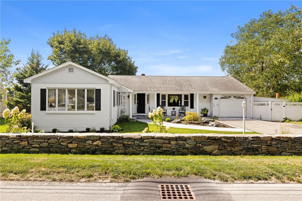 331 Third Beach Road Property Photo 1