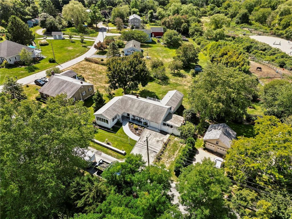 331 Third Beach Road Property Photo 46