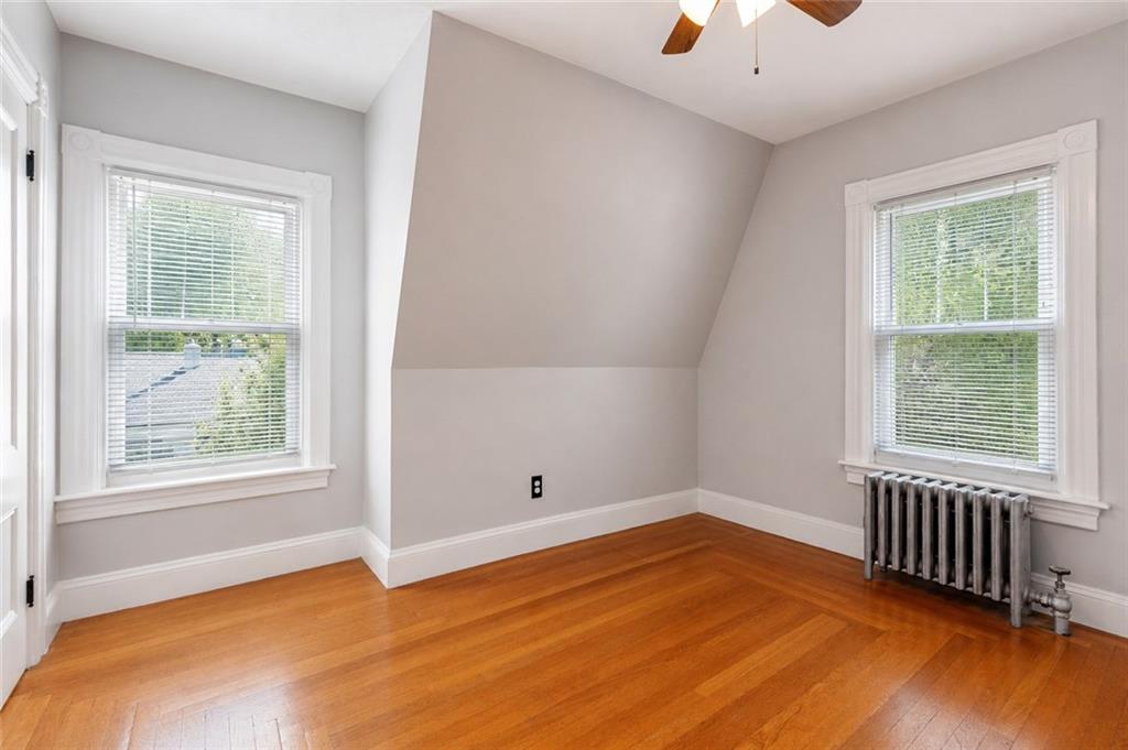 225 Hunts Avenue Property Photo 28