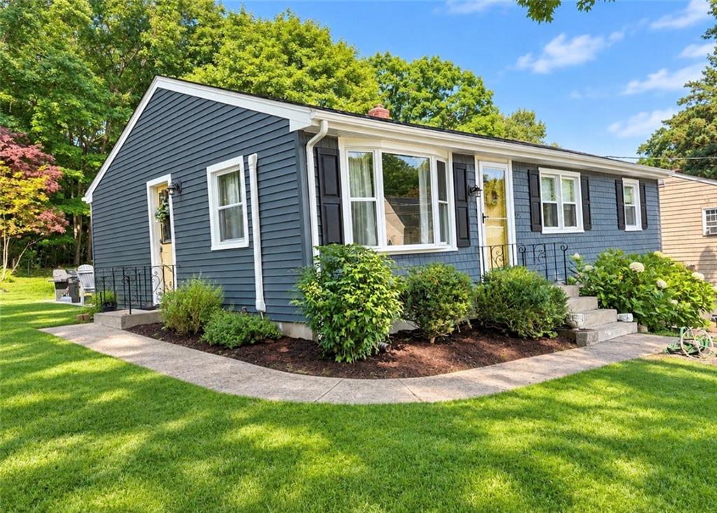 20 New York Avenue Property Photo 2