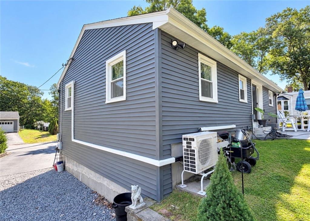 20 New York Avenue Property Photo 17