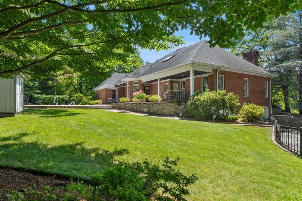 1 Mulberry Court Property Photo 3