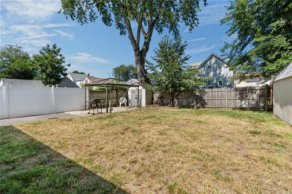 39 Wollaston Street Property Photo 36