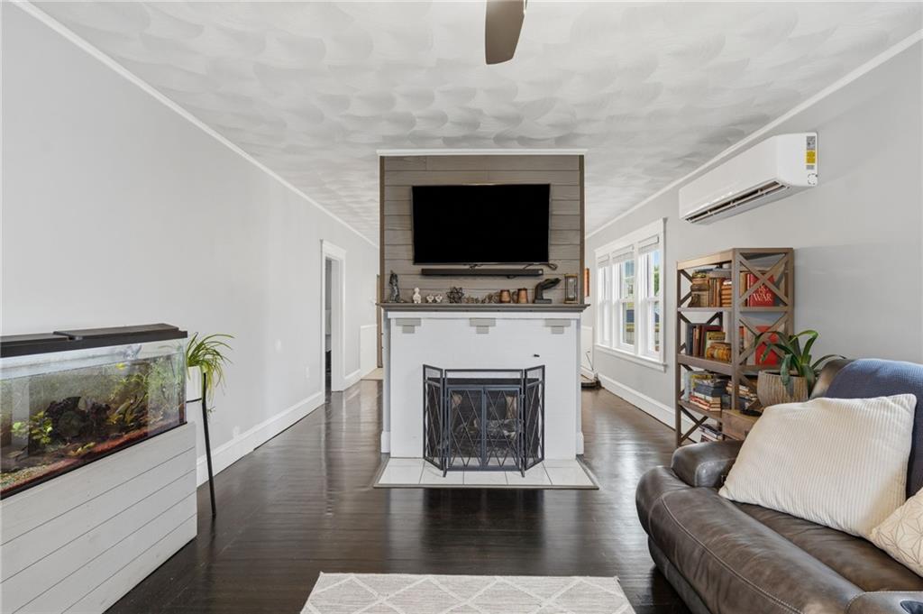 55 Friendly Road Property Photo 8