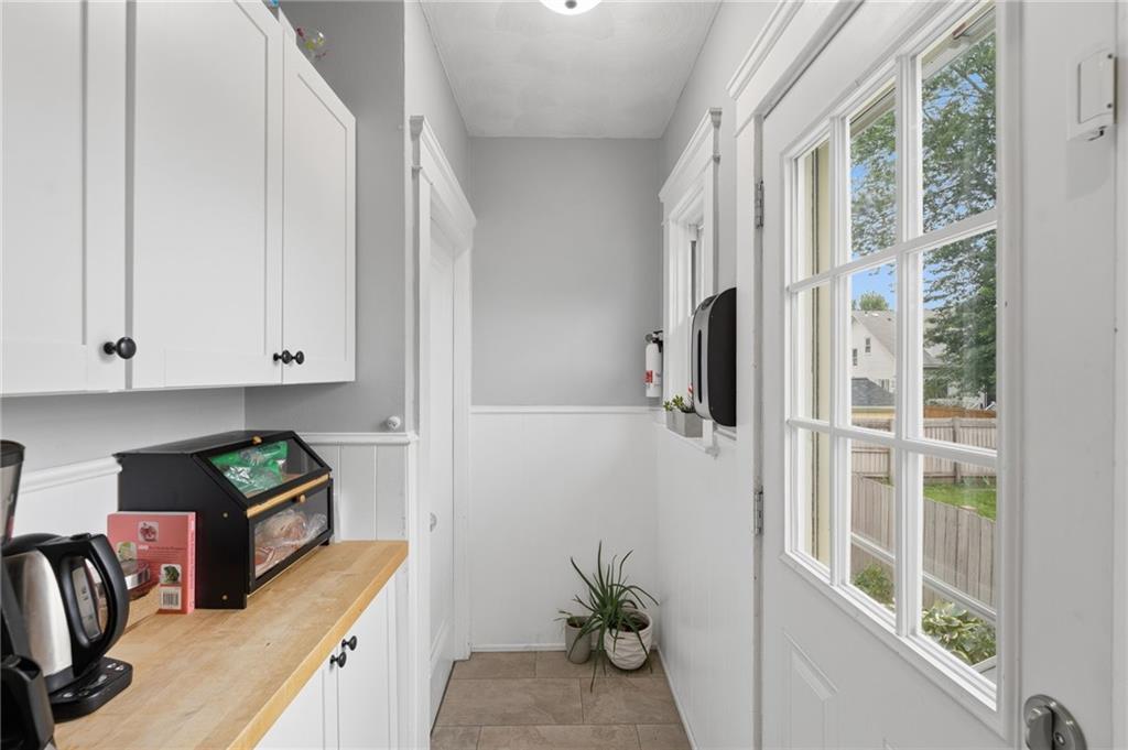 55 Friendly Road Property Photo 24