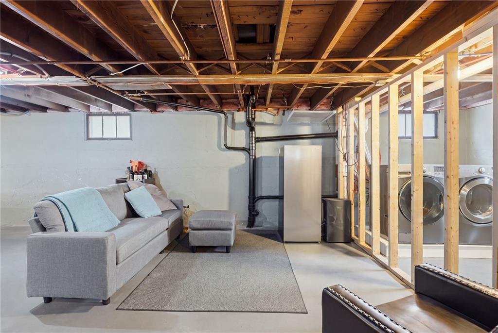 55 Friendly Road Property Photo 35