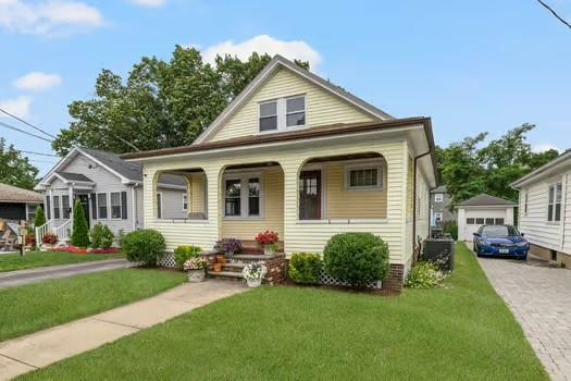 76 Myrtle Avenue Property Photo 1