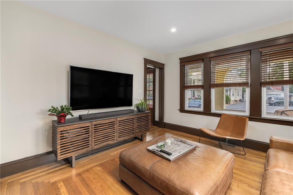 76 Myrtle Avenue Property Photo 7