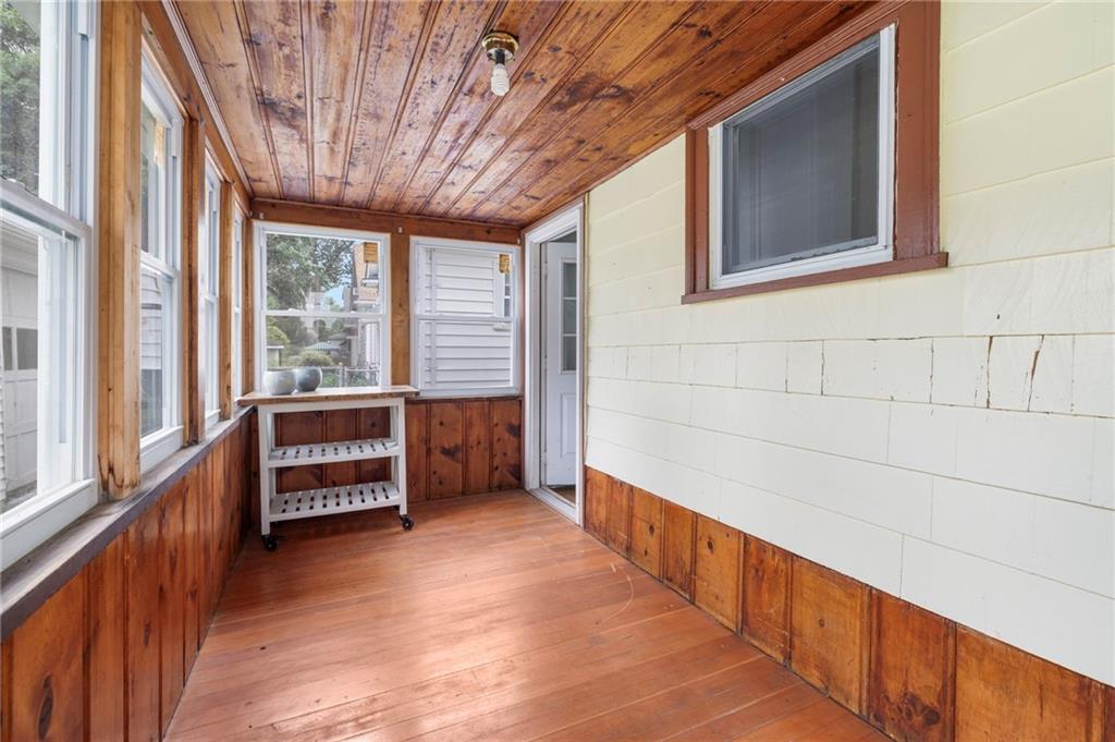 76 Myrtle Avenue Property Photo 28