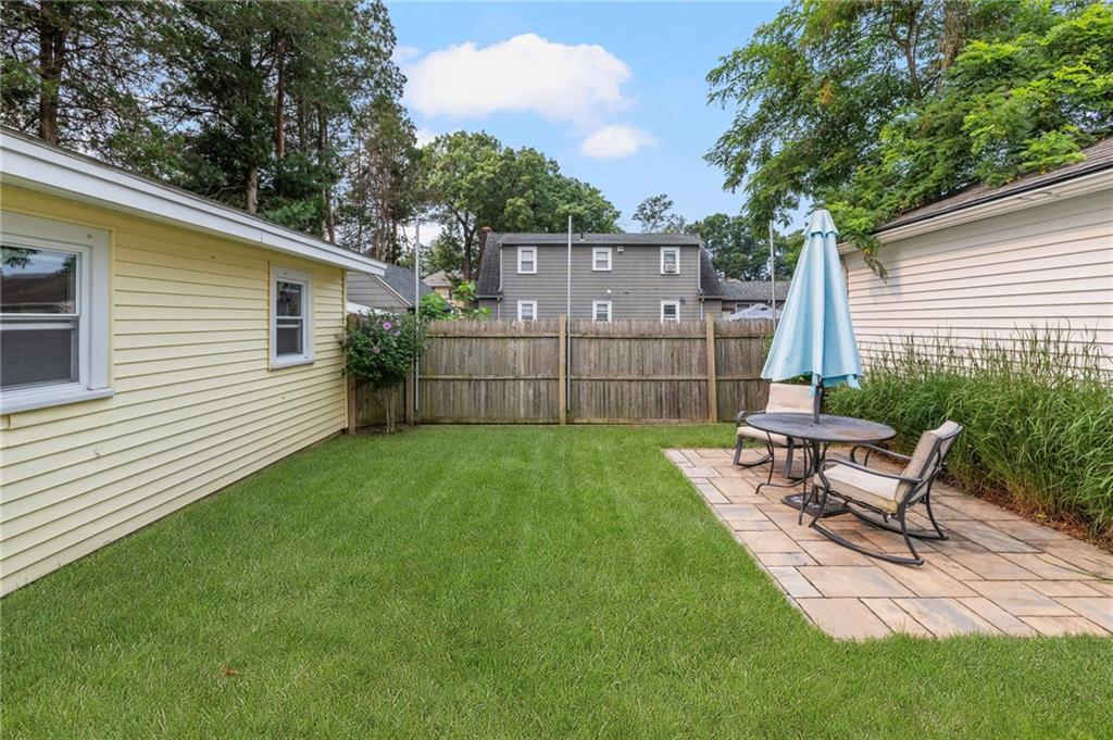 76 Myrtle Avenue Property Photo 30