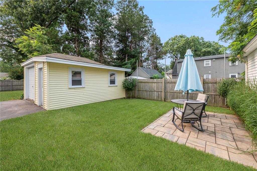 76 Myrtle Avenue Property Photo 33
