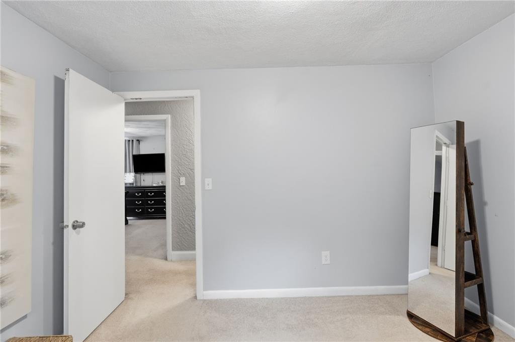 119 Wood Cove Drive Property Photo 29