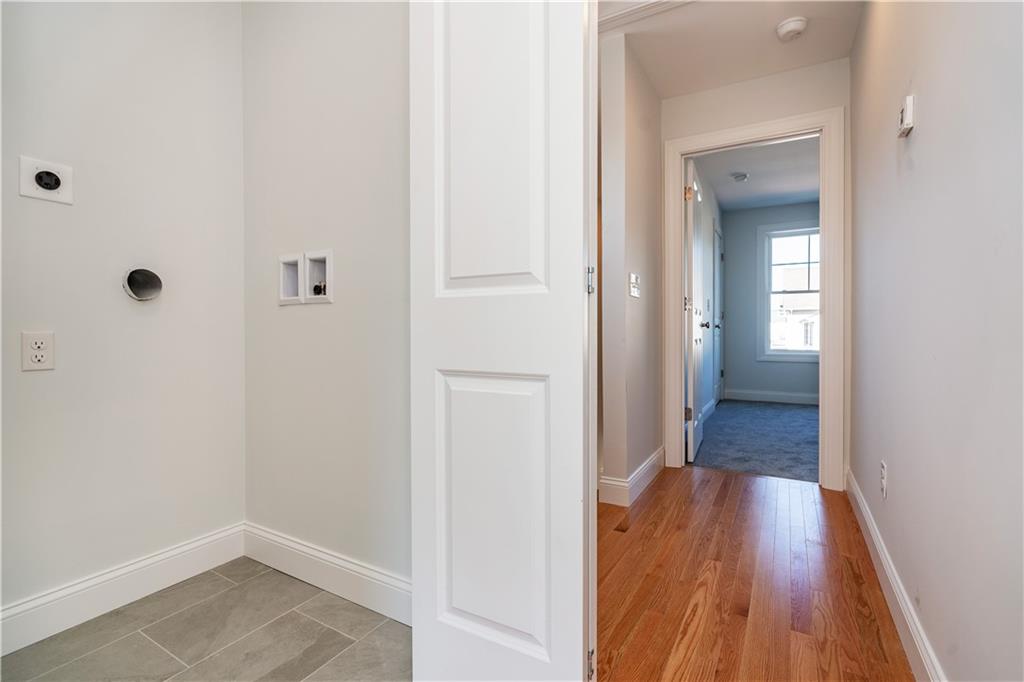 400 Juniper Street Property Photo 31