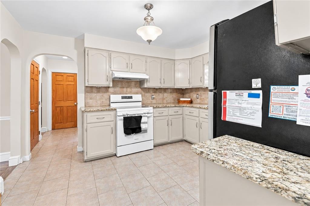 41 Fisher Street Property Photo 6