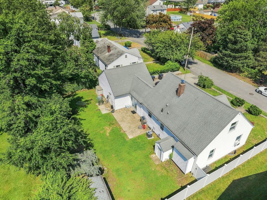 41 Fisher Street Property Photo 29
