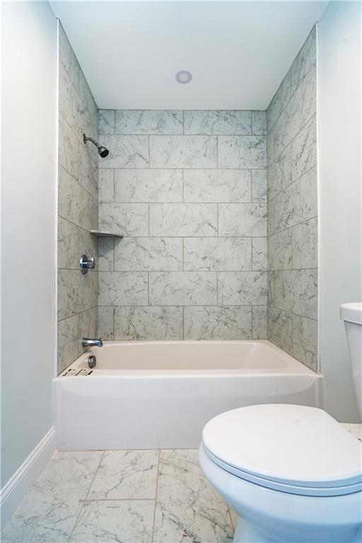 402 Juniper Street Property Photo 30