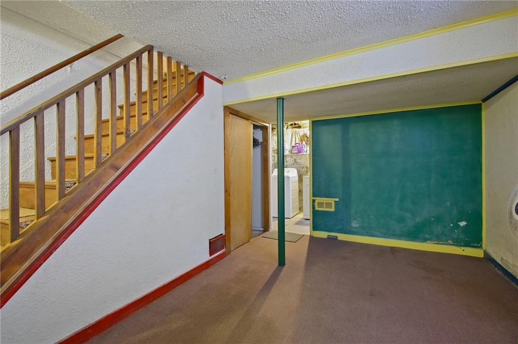 243 Rice Street Property Photo 30