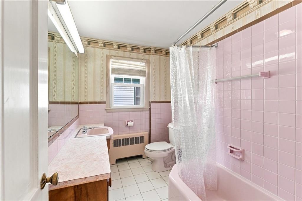 74 Isabella Avenue Property Photo 11