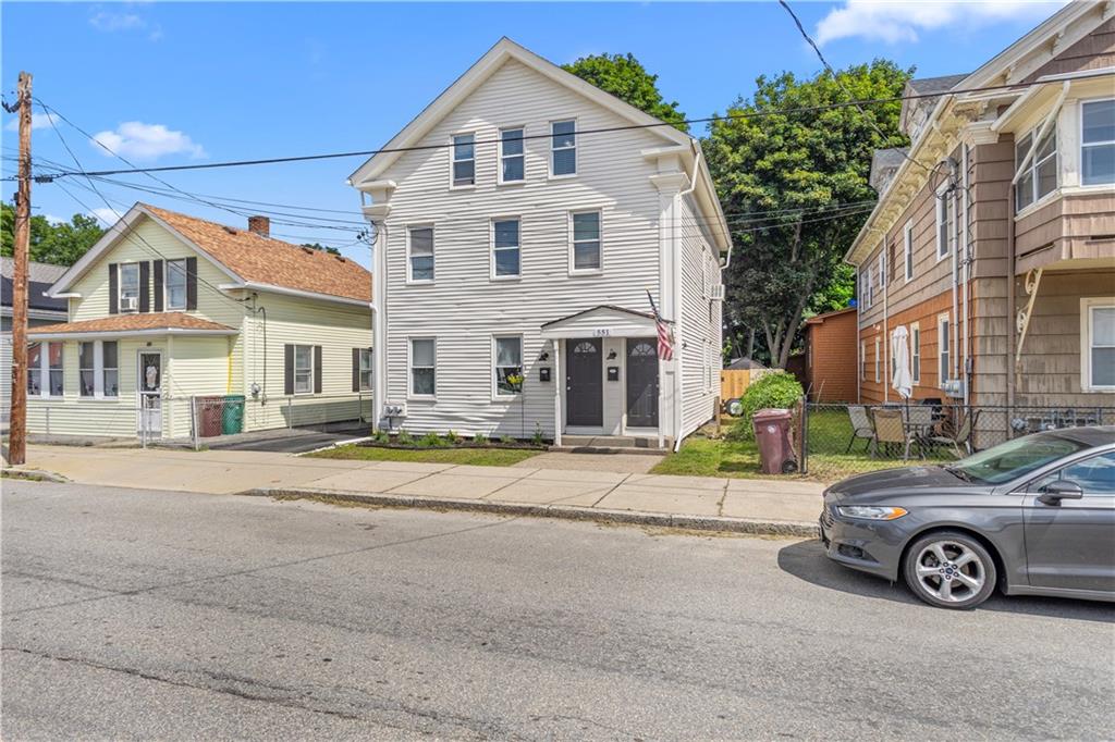 551 Pond Street Property Photo 2