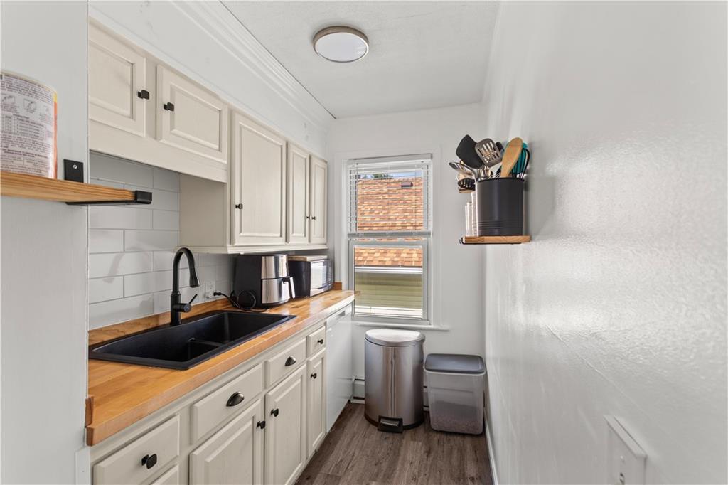 551 Pond Street Property Photo 17