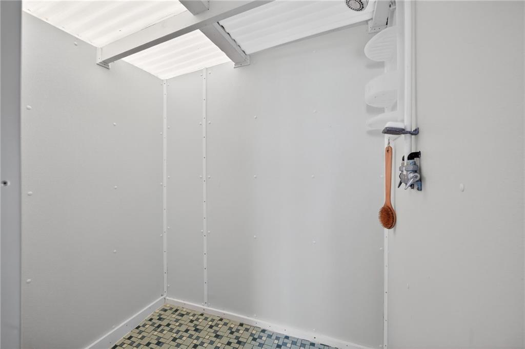 6 Arbeth Avenue Property Photo 38