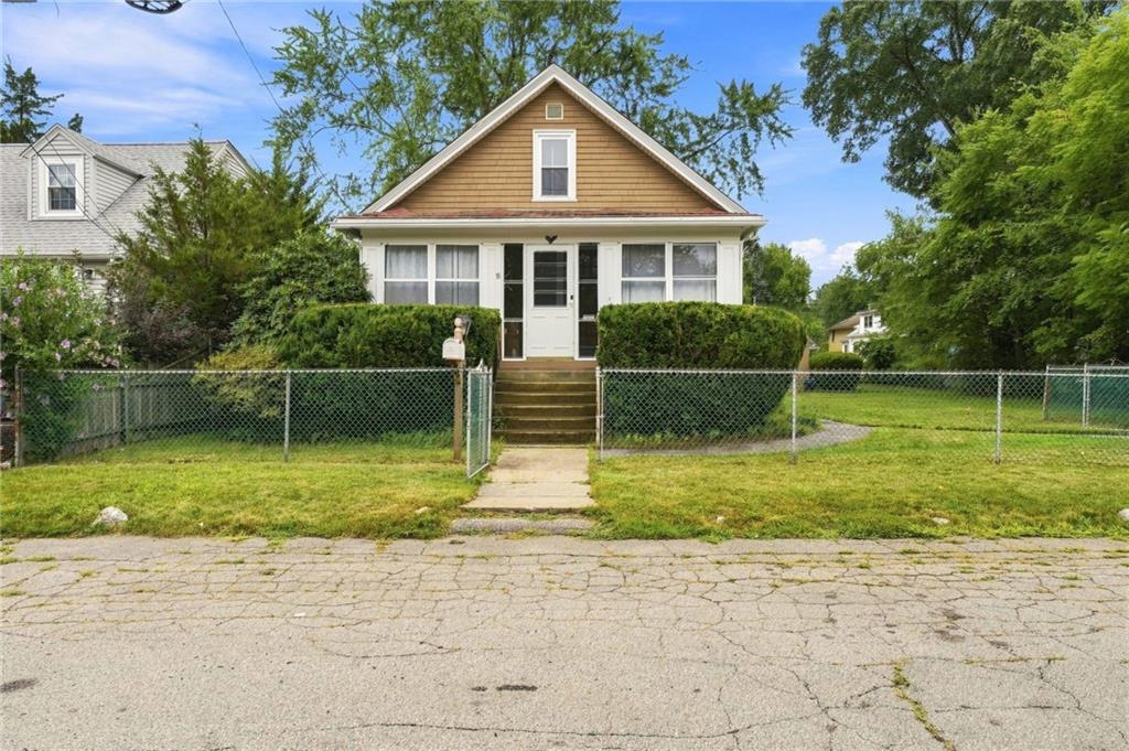 16 Beechcrest Street Property Photo 1