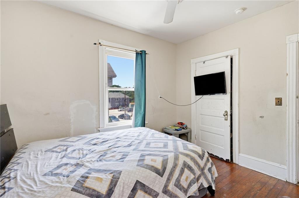 200 Admiral Street Property Photo 29