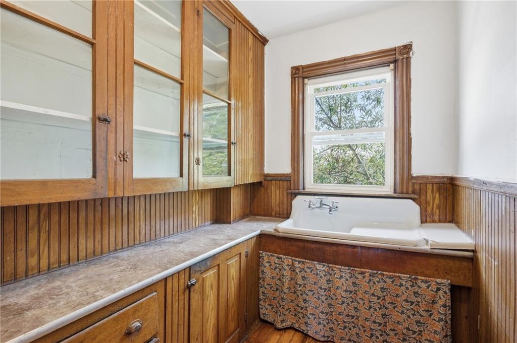 200 Admiral Street Property Photo 40