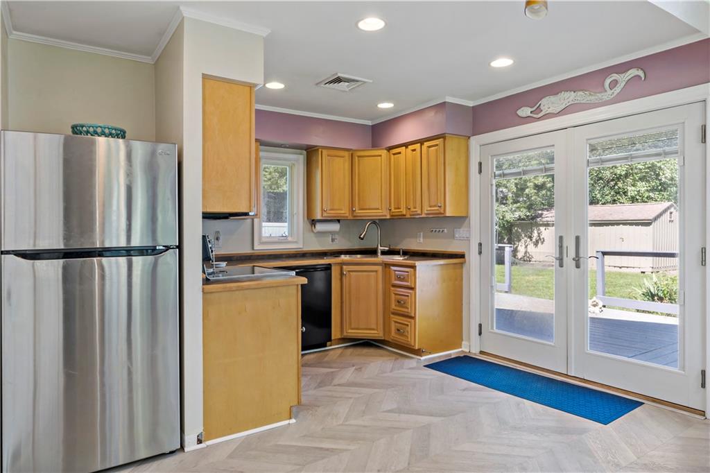 15 Mollusk Drive Property Photo 9
