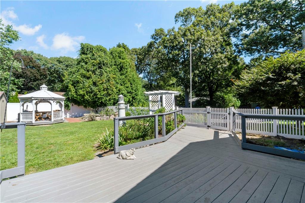 15 Mollusk Drive Property Photo 22