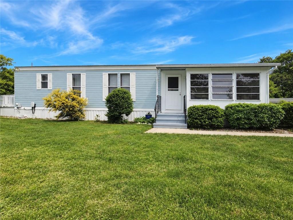 158 Holiday Court Property Photo 1