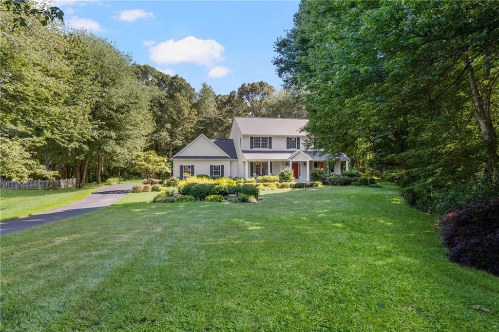 11 Prides Crossing Lane Property Photo 2