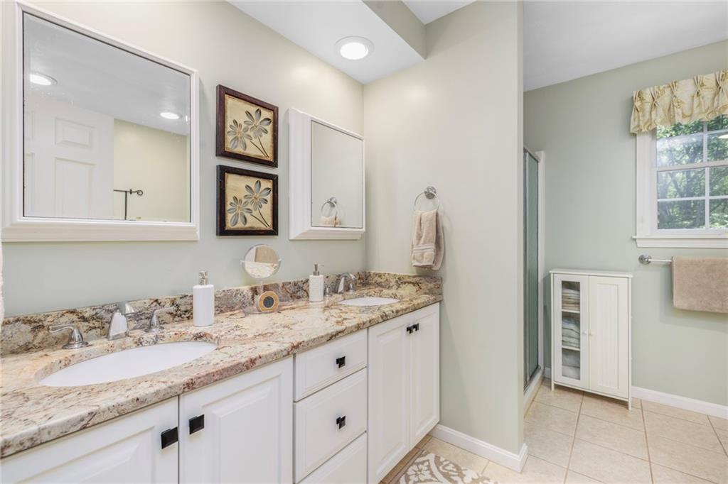 11 Prides Crossing Lane Property Photo 22