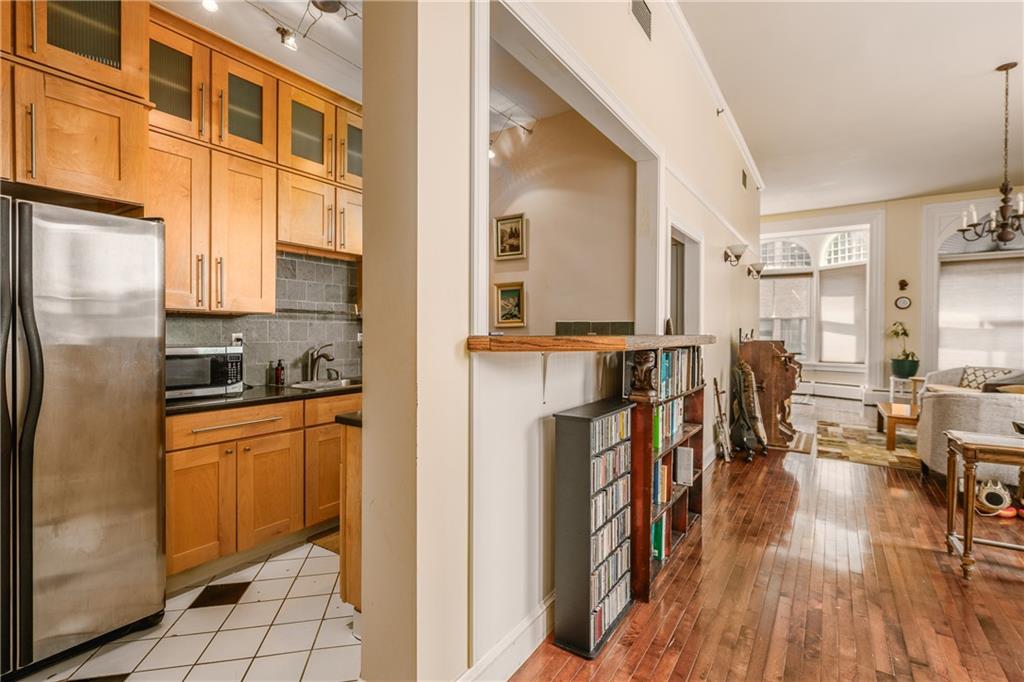 385 Westminster Street Unit 4c Property Photo 5