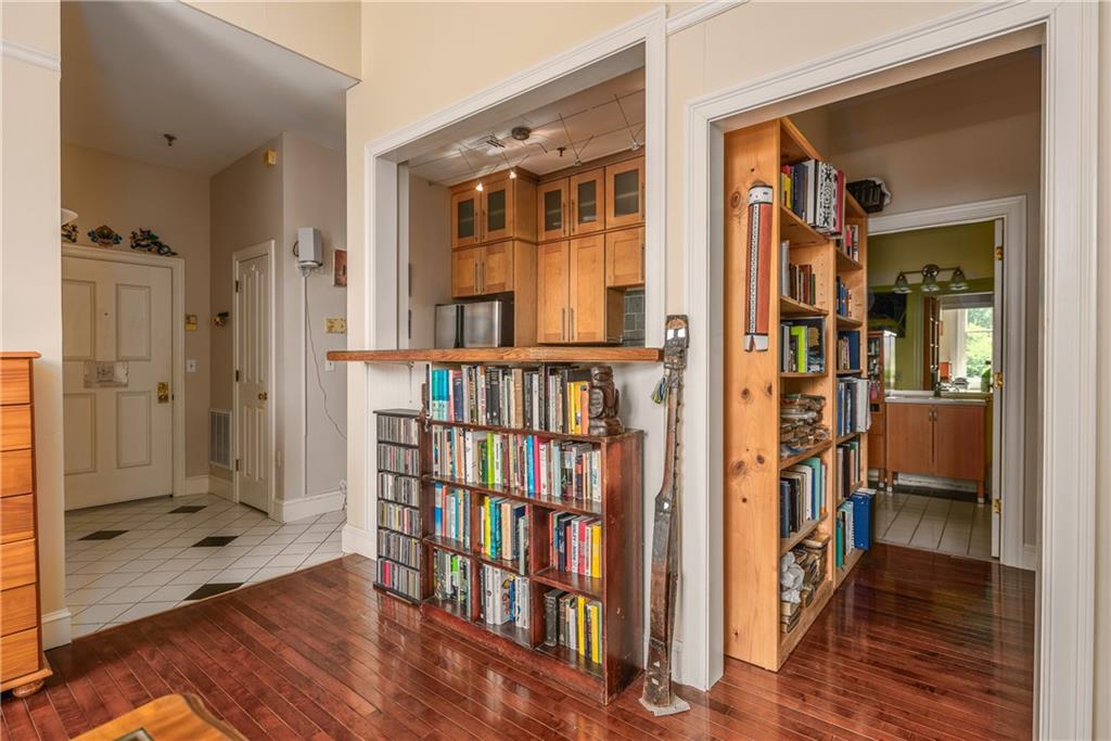 385 Westminster Street Unit 4c Property Photo 9