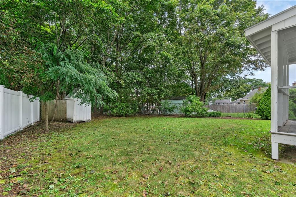 64 King Phillip Drive Property Photo 22