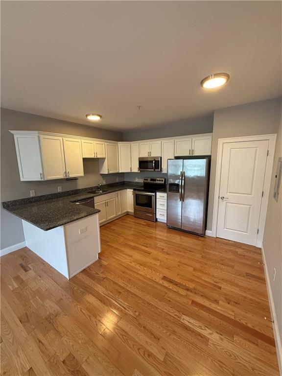 1535 Atwood Avenue Unit 104 Property Photo 3