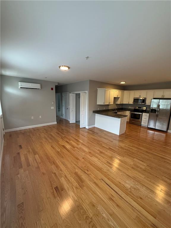 1535 Atwood Avenue Unit 104 Property Photo 6