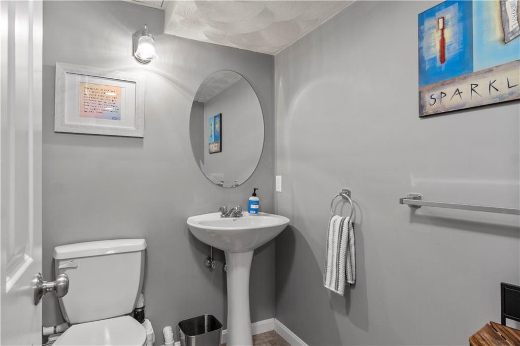 205 Holly Hills Lane Property Photo 49