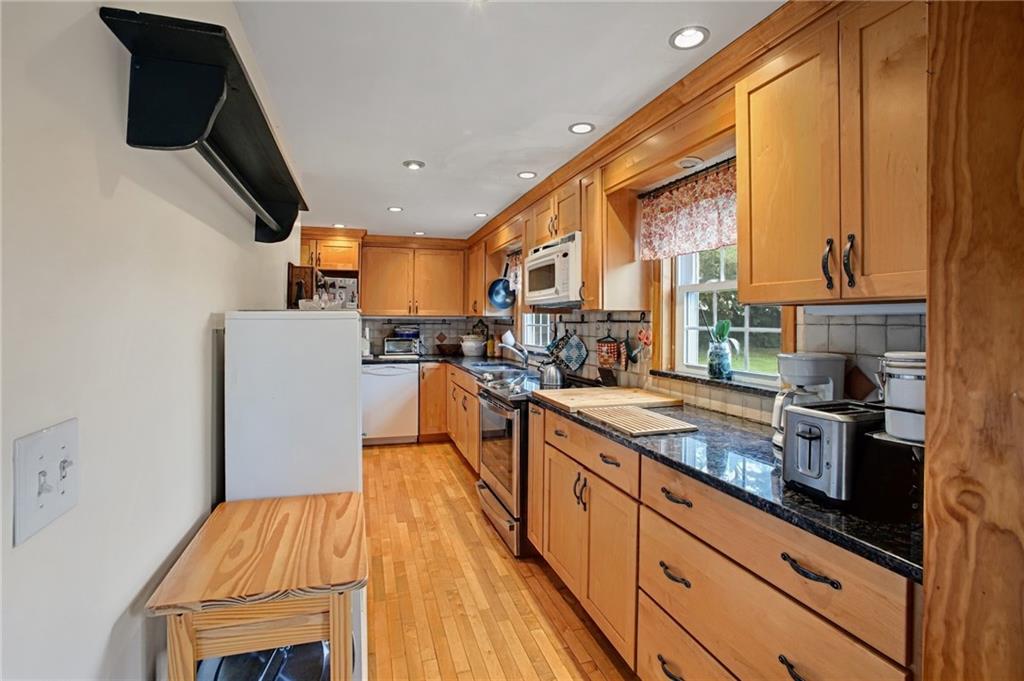 37 Nelson Road Property Photo 6